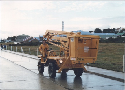 UKSSDC Ionosonde Stanley Nov 1988-0042